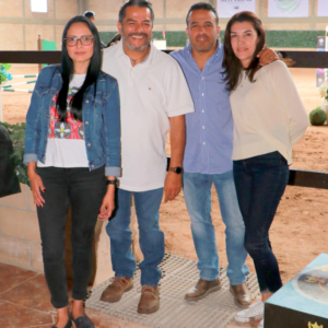 Ana,Simon,Alfredo, y Sofia
