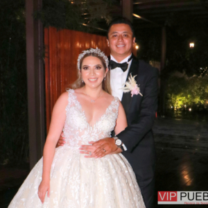 Blanca Esther Peraza Castro y Ruben Eduardo Flores Hdz