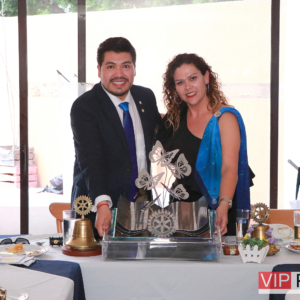 Entrega de Premio de la Amistad