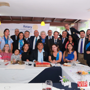 Felicidades Departe del Club Rotario