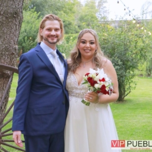 Derek Richard Austin y Abigail Silva