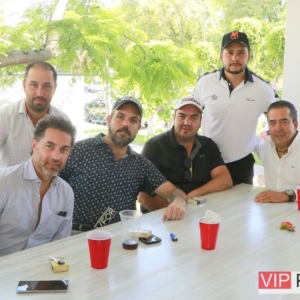 Grupo de invitados