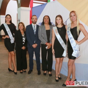 Lic, Monica Hdz, Francisco Cuenca y Mabel Fierro