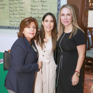 Maggie Iturbe, Blanca Sanchez, Karen Sanchez