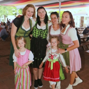 Amigas de Alemania Asistentes al Evento
