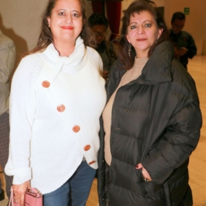 Beti Ronquillo y Ariadna López