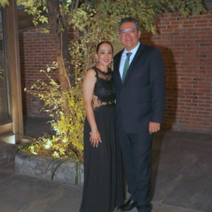 Adriana Tenorio y Carlos Flores