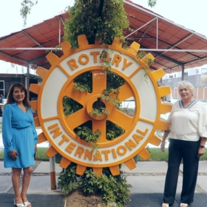 Faby Rosas y Naguibe