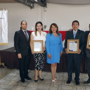 Reconocimiento a Nuestros Oradores del Día