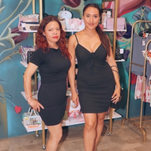 Mireya Hermenegildo y Juliana Meza