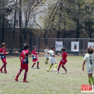 Jugando al Futboll