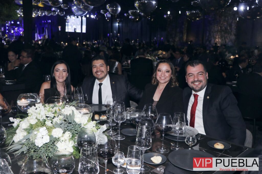 Amigos Rotarios Presentes en la Gala .
