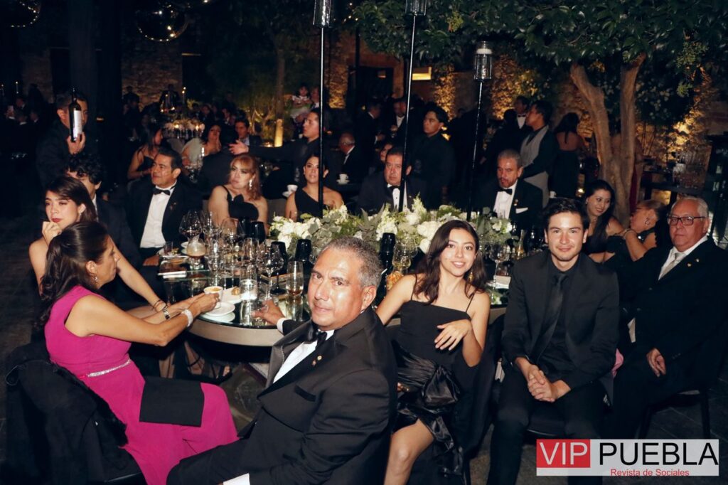 Amigos Rotarios presentes en la Gala.