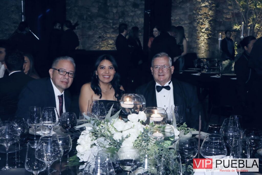Carlos Gott, Kristel Rojas, Guillermo de la Sierra.