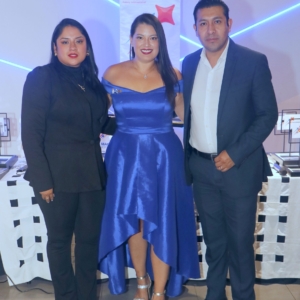 Noemi Azcatl , Haisselyne Ivonne y Orlando Tecuatl