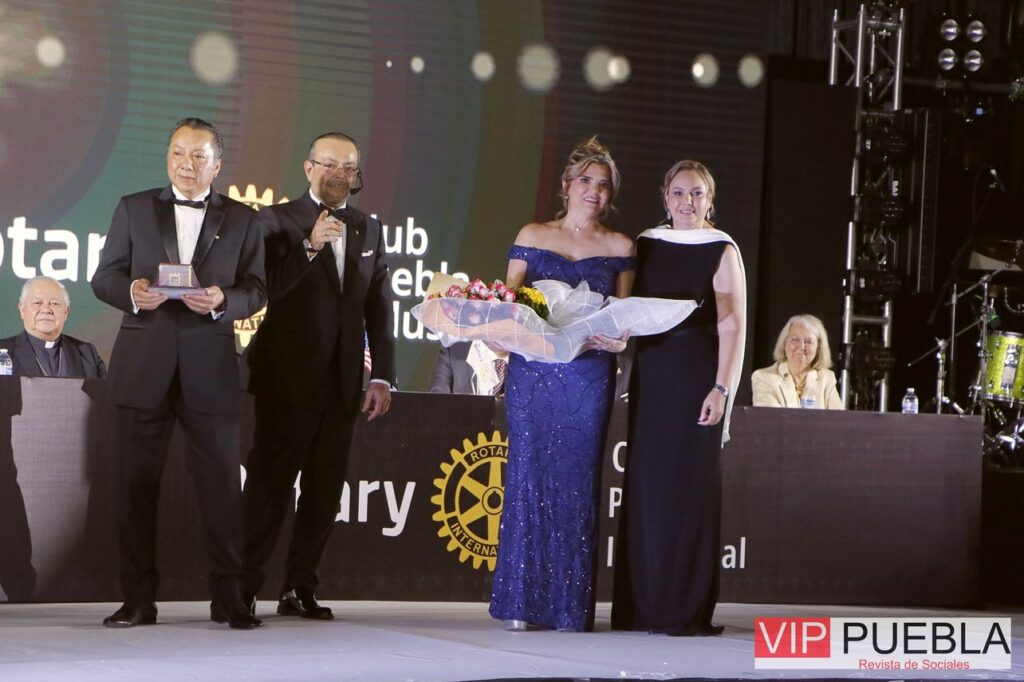 Reconocimiento a Miembros Rotarios.