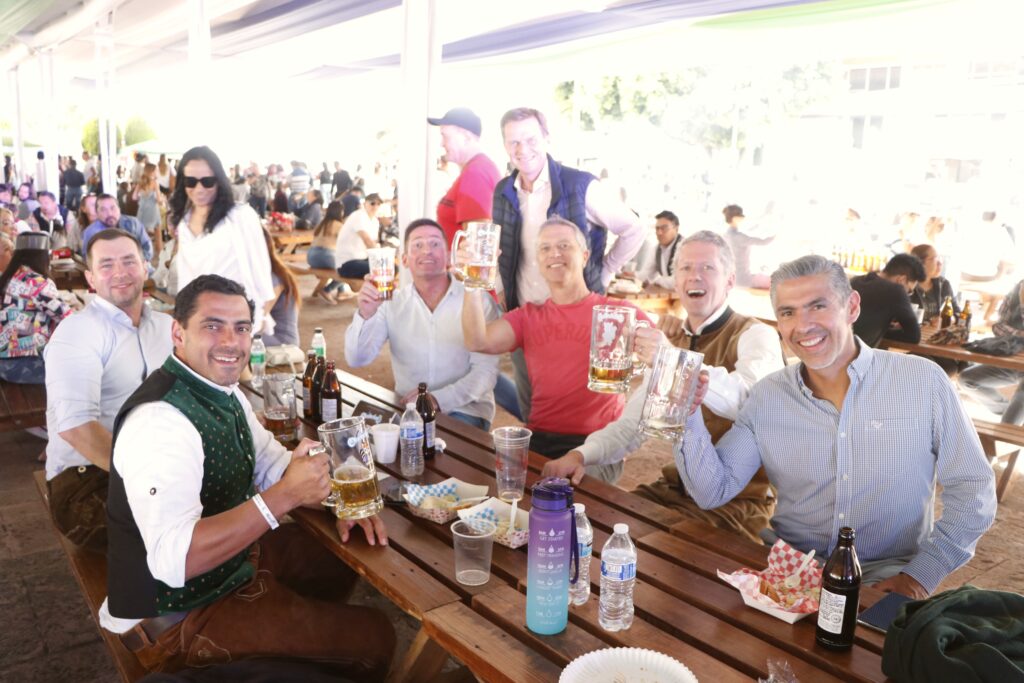 Amigos de Hoger Nestler Presidente de Volkswagen