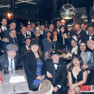 Foto de Grupo de Rotarios Celebrando los 100 años de Servicio