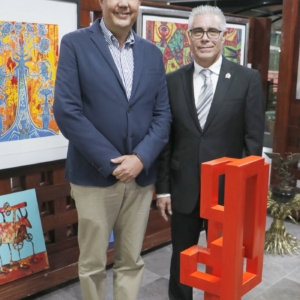 Paco Varillas dir. de Fundación Forja y Billi Reynoso Asesor de Cultura del Parque España
