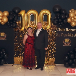 Peter Bullhouser y Consuelo Amador
