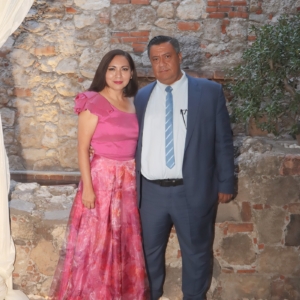 Víctor Martínez y Deyanira Conzzati