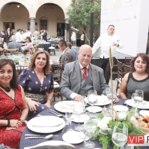 Maricruz,Santander,Sonia Machorro, Alfonso Aguirre, Beatriz Padilla