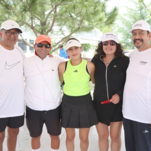 Fernando Lopez, Fernando Juarez, Ana Julieta Gomez, Fernanda Torres y Jose Alejandro
