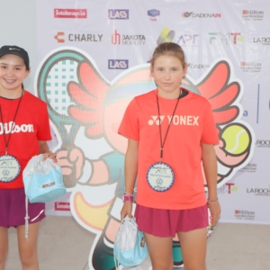 Premio a las Finalistas de 12 Años