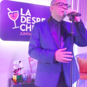 Paco Arrieta Cantante Invitado de la Noche