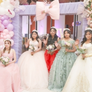 Verónica Avila , Violet Cocoyotla, Elizabeth Lozadas, Camila Guadalupe, Fernanda Paola, Irais Fedel