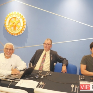 Bernardo Flores, Francisco Domingo y Rodolfo Israel de La Rosa