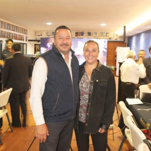 Javier Cova y Karime Leal