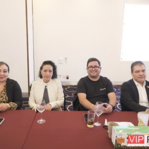 Erika,Alejandra Gallardo, René Carmona, Alfredo Medina