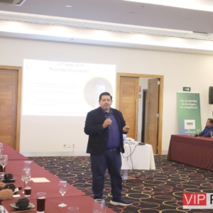 Pepe Sanz Con La Ponencia El Hábito de Vender (1)